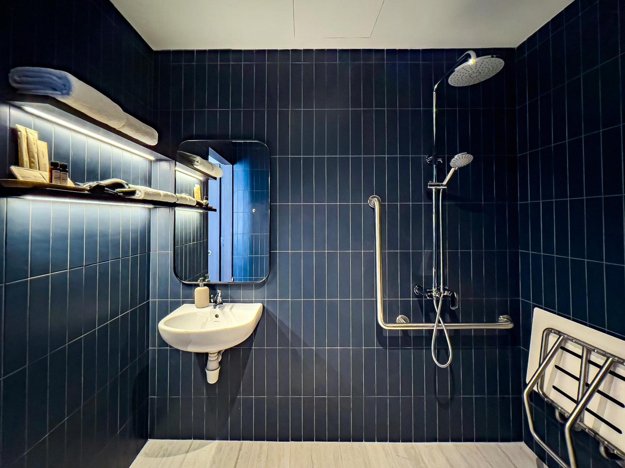 Hotel Coliwoo Kampong Glam - Coliving
